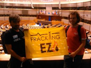 Fracking EZ, Zebrabidean, Araban, eta Bruselan