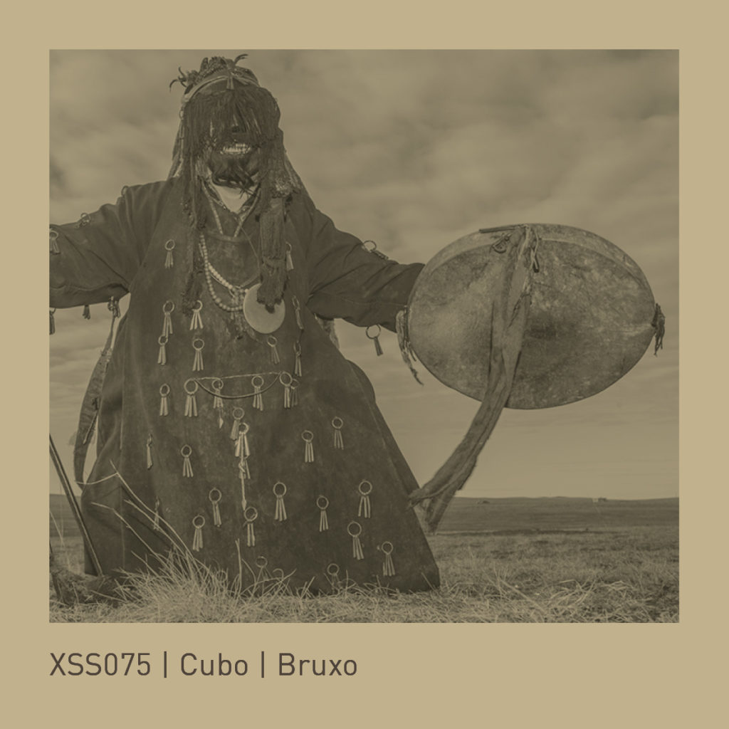 XSS075 | Cubo | Bruxo