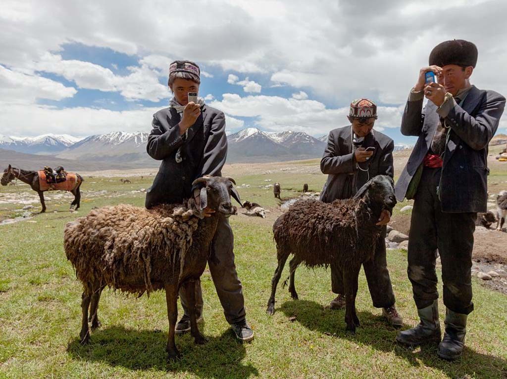 Kasakatxan 2.20: Kirguistan, un secreto escondido en Asia Central / Un viaje musical por Latinoamérica