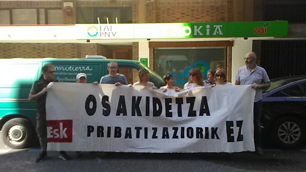 Patxi Nicolau (ESK): «El PNV se sigue empeñando en privatizar más servicios en Osakidetza»