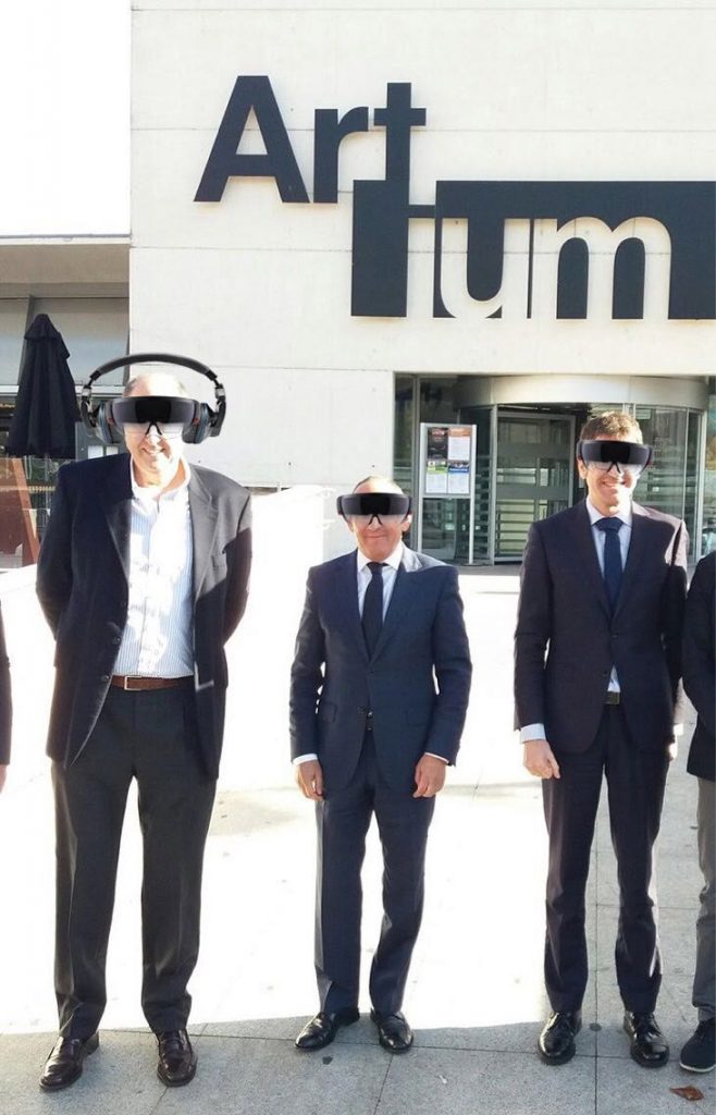 Los estudiantes de EUNEIZ, la nueva universidad de Querejeta, potearán los miércoles en vez de los jueves y lo harán con gafas de realidad aumentada