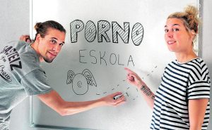 Iratxe Gil (Porno Eskola): «Porno komertzialak eredu ez-egokiak ematen dizkie nerabeei»