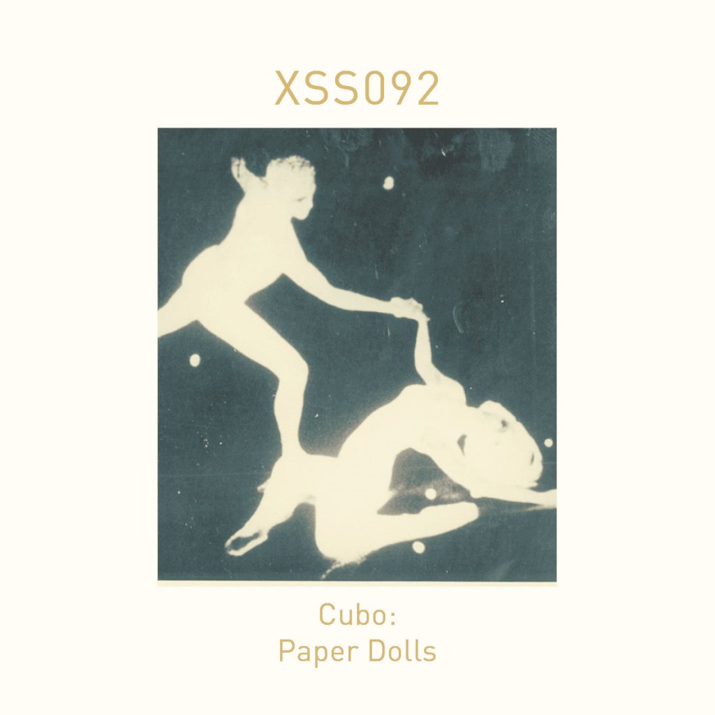 XSS092 | Cubo | Paper Dolls