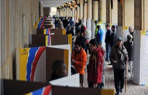 Elecciones en Colombia | «Gana el bipartidismo con sus diferentes nombres, mientras la izquierda araña contra ese fraude electoral»