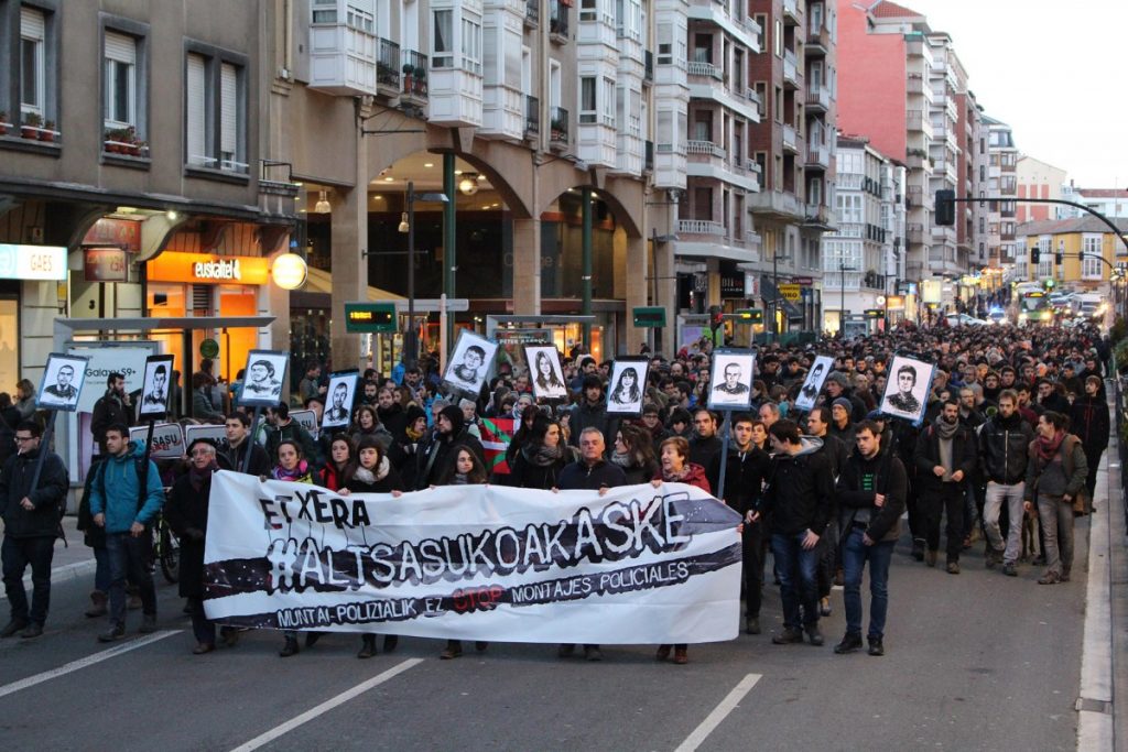 Manifestación en Gasteiz para pedir la libertad de los jóvenes de Altsasu