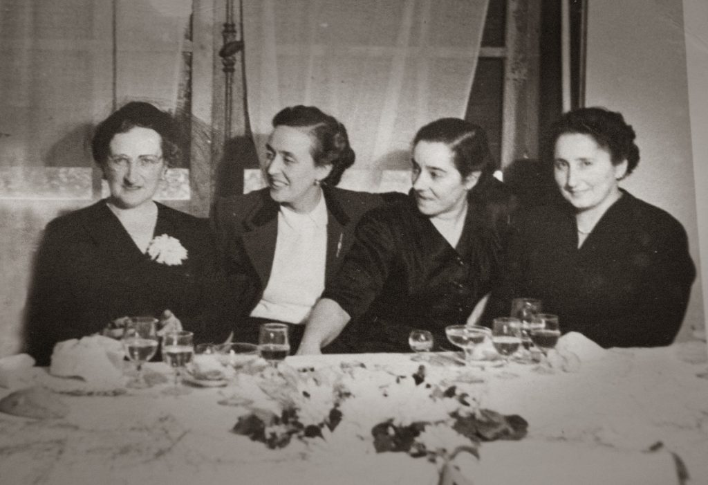 Ane Azkue nos desglosa el documental “La Red Álava, red de mujeres invisibles 1936-1947”