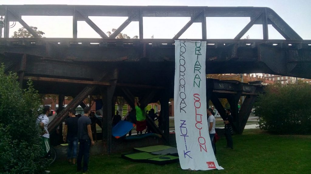 La comunidad escaladora continúa en lucha por la reapertura de los rocódromos de Gasteiz