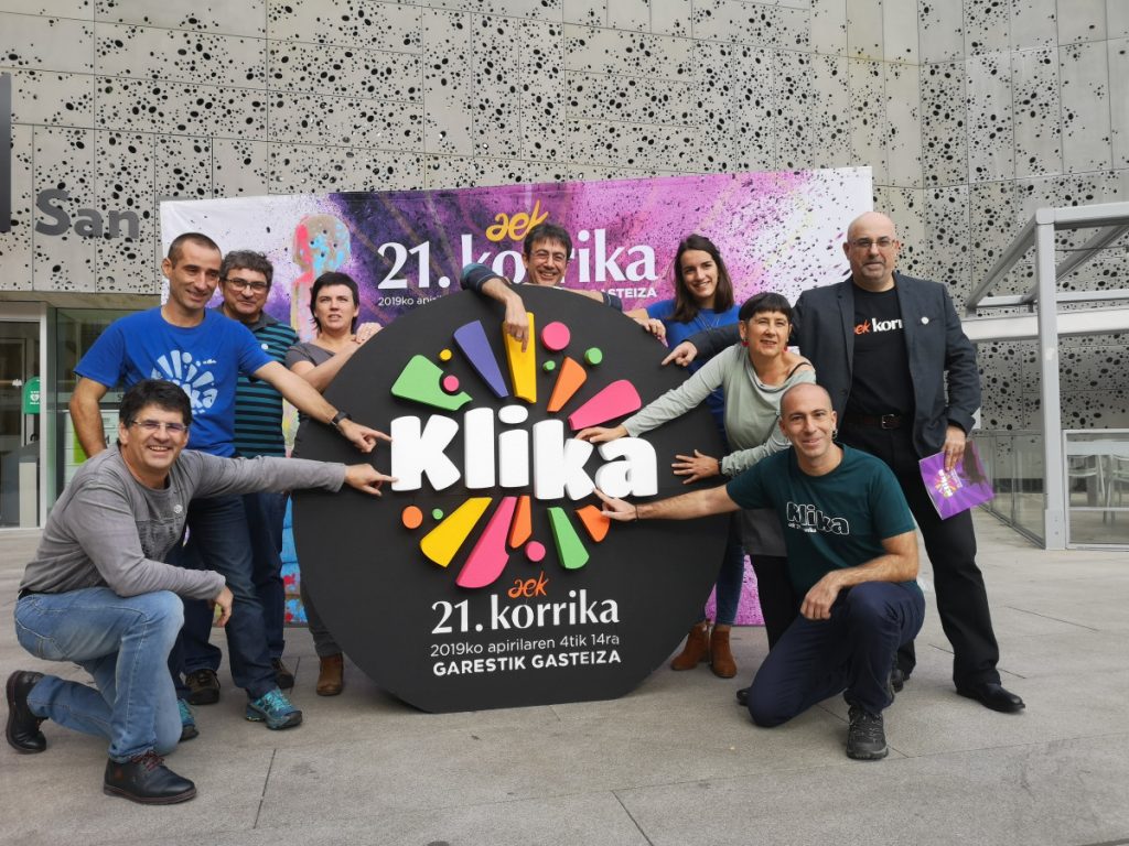 KORRIKA unirá Gares y Gasteiz bajo el lema «Klika»