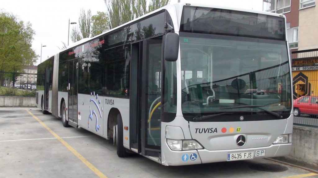“El reglamento de Tuvisa no dice que no se puede subir al autobús con el patinete sin plegar”