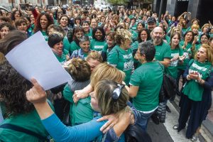 Irantzu Varela: «Estamos hablando de mercantilizar los cuidados de una forma que no tiene nada que ver con cuidar”