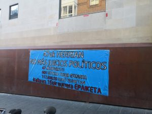 «Se juzga en sí la asistencia jurídica y la solidaridad con las personas presas»