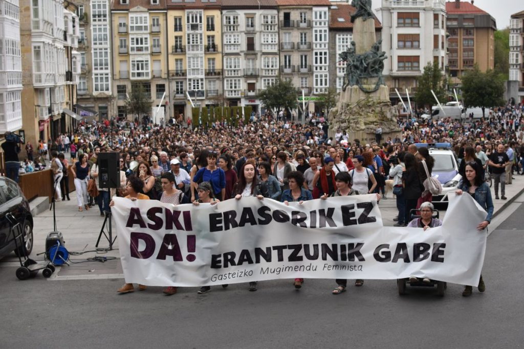 Gasteizko Mugimendu feministak azken erasoa salatzeko deia egin du