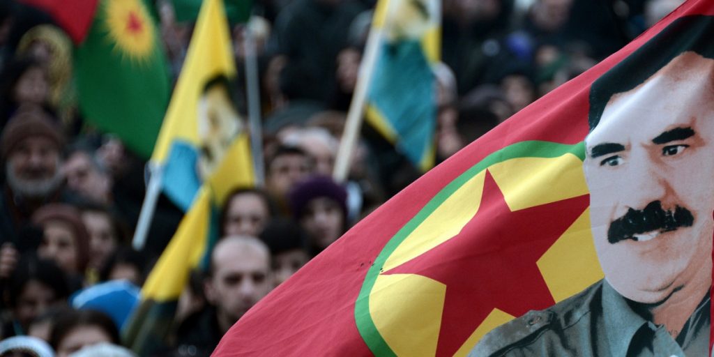 Ekialde Hurbila | Öcalanen askatasunaren aldeko martxa luzea, Kurdistan eta Europar Batasuna