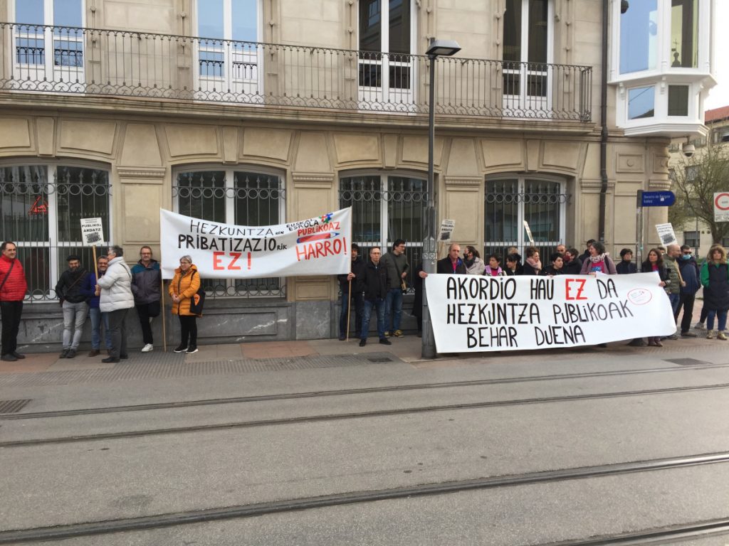 Hezkuntza Akordio berriaren aurka agertu da Euskal Eskola Publikoaz Harro Topagunea