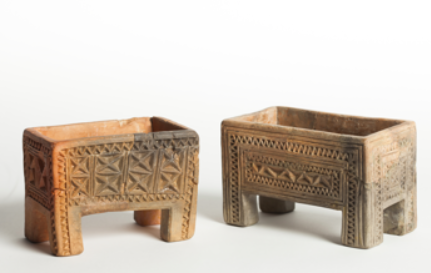 Arabako Arkeologia Objektuak VI: La Hoyako kutxatxoak, eszisio bidez apainduak