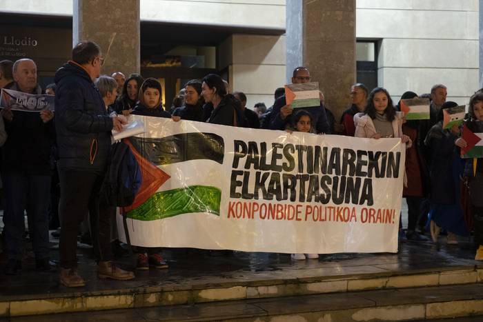 Lau mobilizazio egongo dira hurrengo egunetan Israeli exijitzeko indarkeria eten dezan behin betiko Palestinan