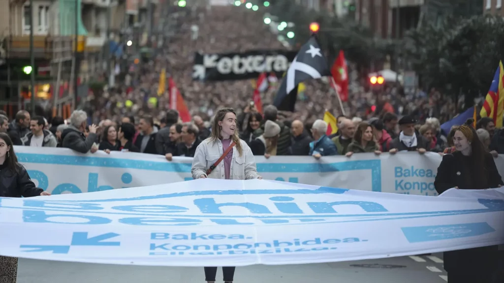 Más de 60.000 personas dicen que “ya basta” en las calles de Bilbo el pasado sábado