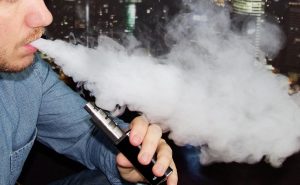 AILAKET! | Vapeo, vaping, vapear o e-cigarrette