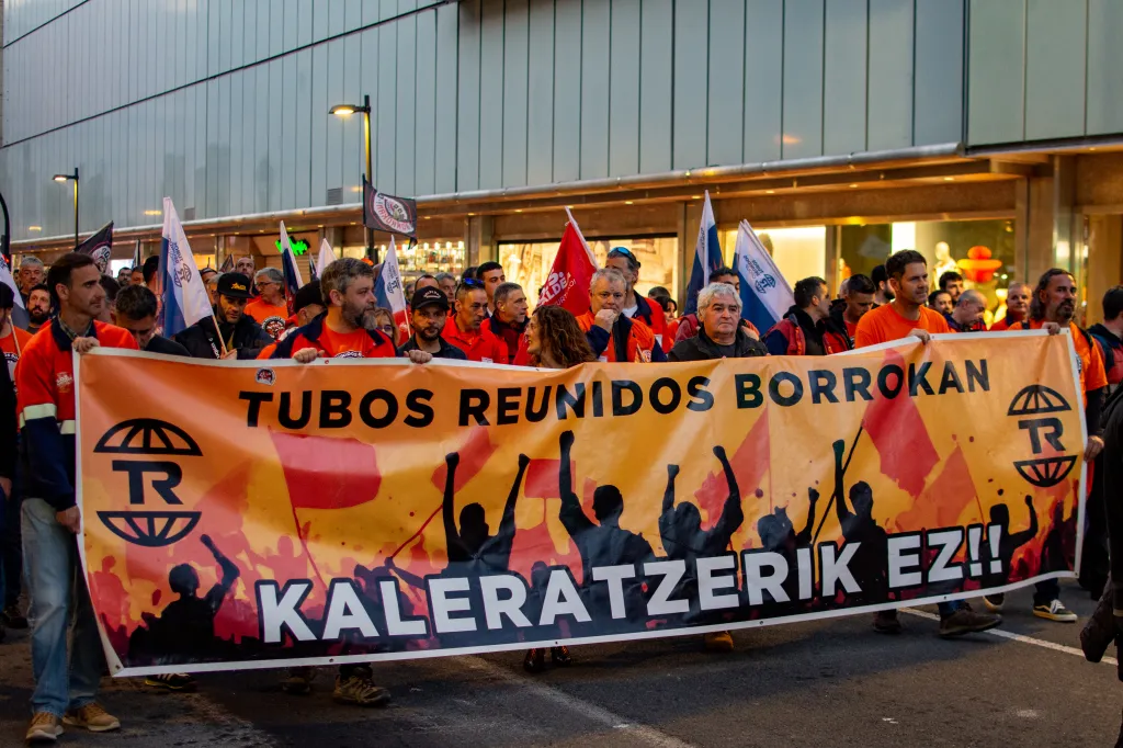 Tubos Reunidoseko iazko 118 milioi euroren galera “ingeniaritza kontablearen emaitza” dela salatu dute ELAk eta ESK-k