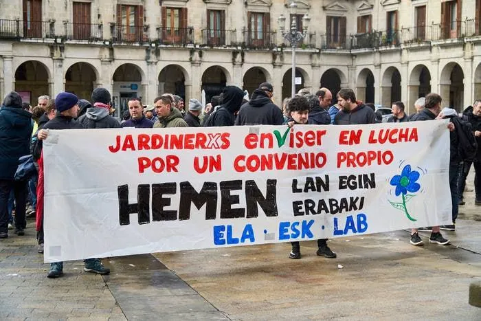 La ironía de los jeltzales Beatriz Artolazabal y Jesús María Guinea