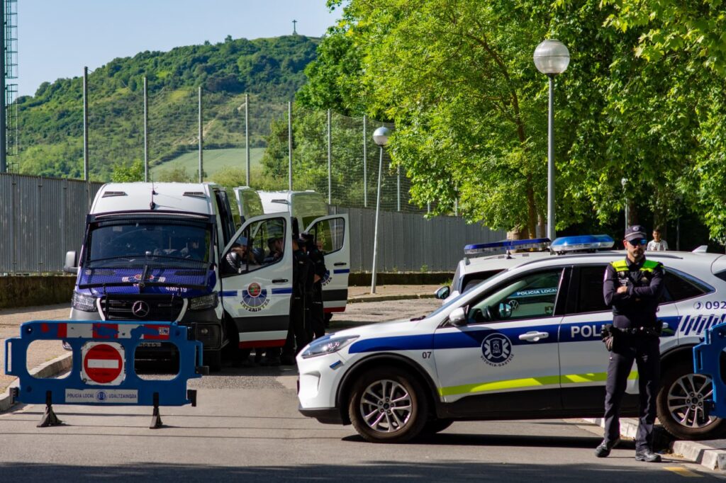 URSSA eta EGAko fabrikak hartu ditu poliziak