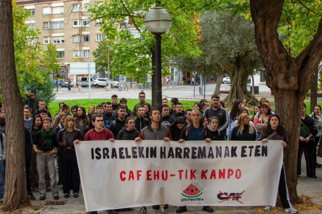 EHUri adierazpenetatik konpromisoetara igarotzeko exijitu diote