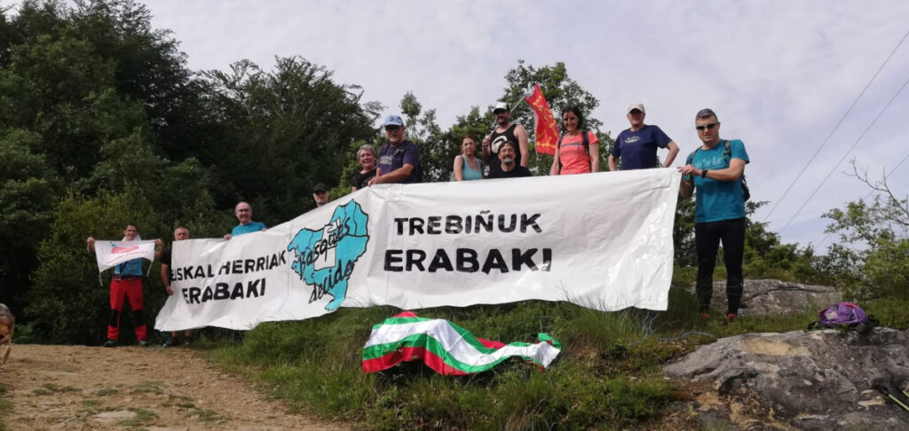 Trebiñuko eta Argantzongo udalak Arabarekin bat egiteko galdeketaren bidean